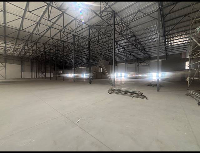 710M² WAREHOUSE TO LET IN BELLVILLE SOUTH
